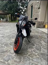 Ktm 890 smt