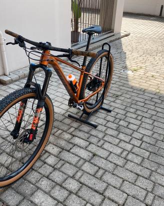 Mtb  HT 29” GIANT leggi bene