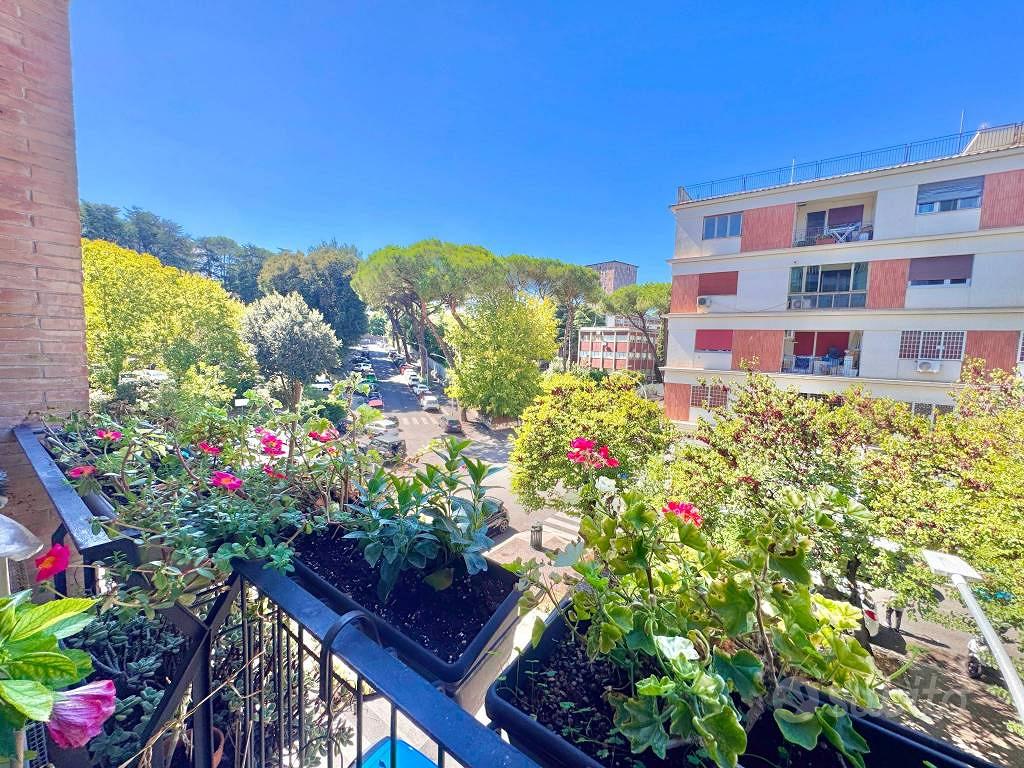 Appartamento – Roma, EUR, Municipio Roma IX - Altro