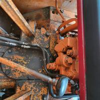 sollevatore trattore cingolato fiat