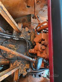 sollevatore trattore cingolato fiat