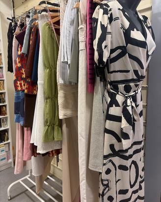 abbigliamento e accessori varie taglie misto