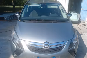 Opel Zafira Tourer 1.6 CDTi 150 CV benzina metano 