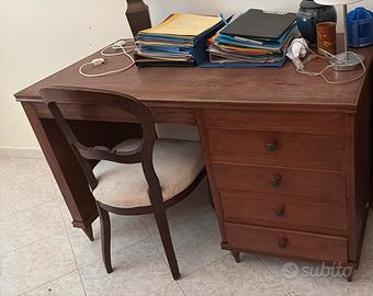 Scrivania in legno con 4 cassetti artigianale