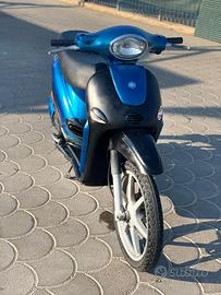 Piaggio liberty 50 con blocco 70