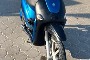 Piaggio liberty 50 con blocco 70