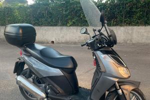 Aprilia sportcity 125