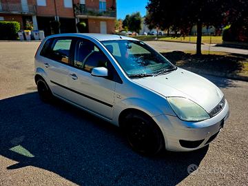 Ford Fiesta 1.4 Diesel 129.000km  ok NEOPANTATI