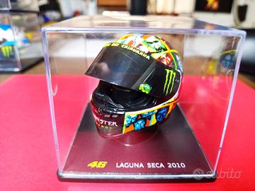 Casco Valentino Rossi Laguna Seca 2010 scala 1:5