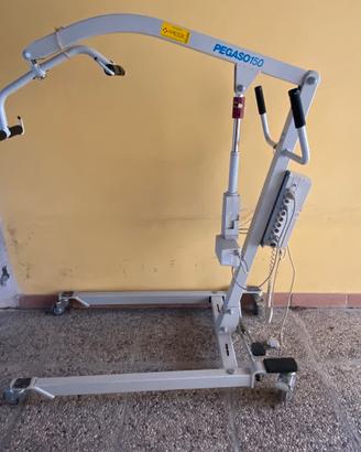 Sollevatore per anziani