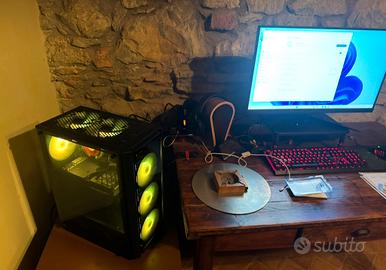 Monitor, sound bar, periferiche, accessori gaming