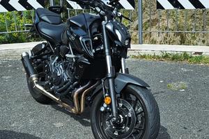 Yamaha mt-07