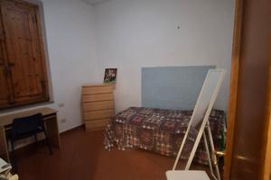 Ponte alla Vittoria (dalla tranvia 2 min)