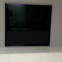 BEO TV BANG AND OLUFSEN