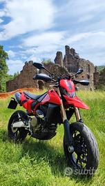Ducati Hypermotard 698