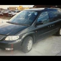 Airbag kit e cerchi Chrysler Voyager 02--05