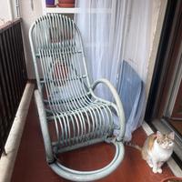 Sedia a dondolo in bambù blu-grigio