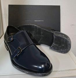 Scarpa unisex pelle lucida blu 