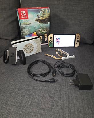 Nintendo Switch OLED Zelda Edition Pari al nuovo
