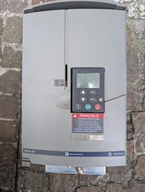 Inverter trifase Telemecanique ATV58HU54N4