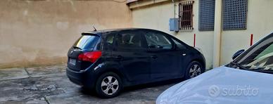 kia Wenga Crdi 90 cv Cool 