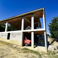 VILLA SINGOLA A CORIANO