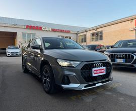 Audi A1 citycarver 30 TFSI Admired