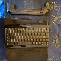 Samsung q1 ultra custodis pennino e tastiera