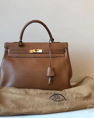 3 Chanel , 1 Hermes ( set 4 borse)