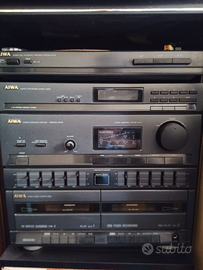 Stereo Aiwa vintage di marca + 2 casse Aiwa