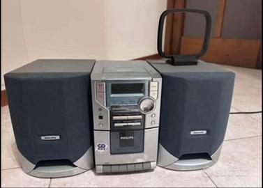 Piccolo stereo Philips