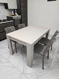 Tavolo allungabile color cashmere – come nuovo