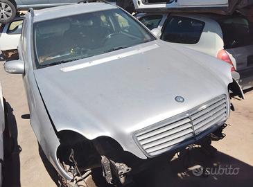 Ricambi MERCEDES CLASSE C 220 2.0 diesel anno 2002