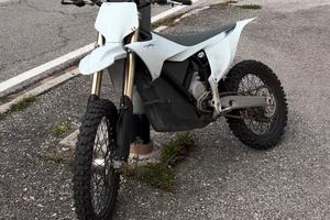 Stark Varg MX 80hp