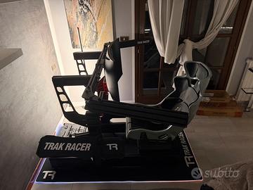 Simulatore di guida TRAK RACER