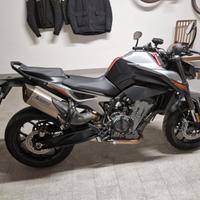 KTM 790 Duke 105cv 4100km con scarico Akrapovic