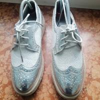 scarpe bianche e argento 