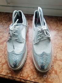 scarpe bianche e argento 