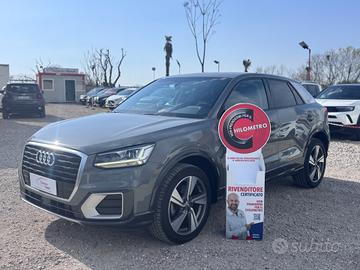 Audi Q2 30 TDI Identity Black