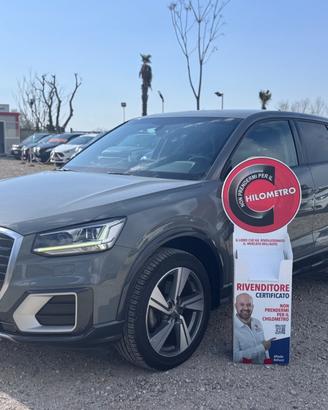 Audi Q2 30 TDI Identity Black