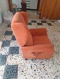 POLTRONA ELETTRICA ALZAPERSONA