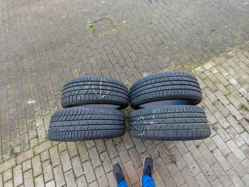 Pneumatici gomme 225 45 R19