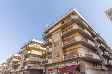 3 LOCALI A GUIDONIA MONTECELIO