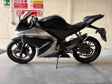 Yamaha r125