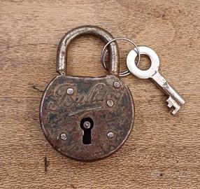 lucchetto vintage bulldog