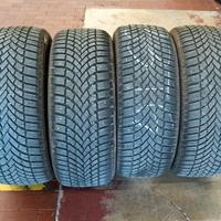 Treno gomme Bridgestone