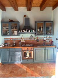 Cucina completa stile country colore azzurra