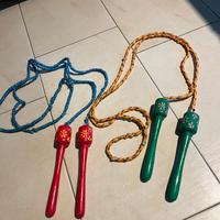 2 corde per saltare in stile vintage/retrò.