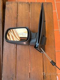 Specchietto auto