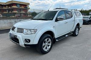 Mitsubishi L200 2.5 DI-D 178CV - 2013